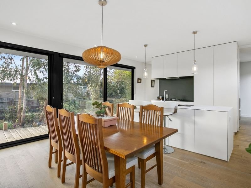 4 Jeannine Court, Mount Martha, VIC