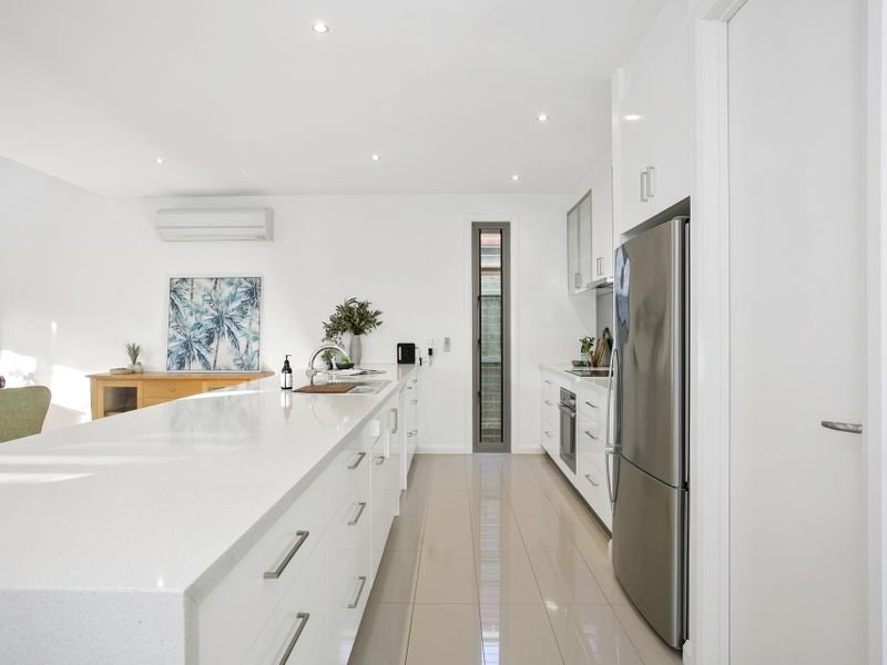 2/0 Adelaide Street, Mornington, VIC