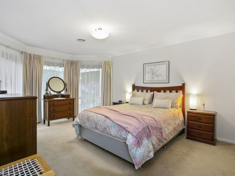 32 Sherwood Avenue, Rosebud, VIC