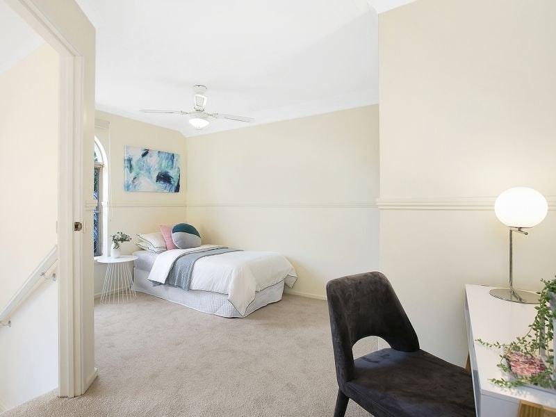 10 Jacaranda Crescent, Mornington, VIC