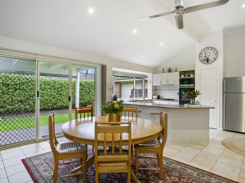 32 Sherwood Avenue, Rosebud, VIC