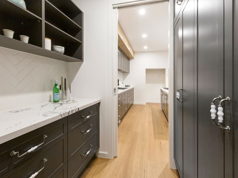 29 Kooyonga Grove, Mornington, VIC