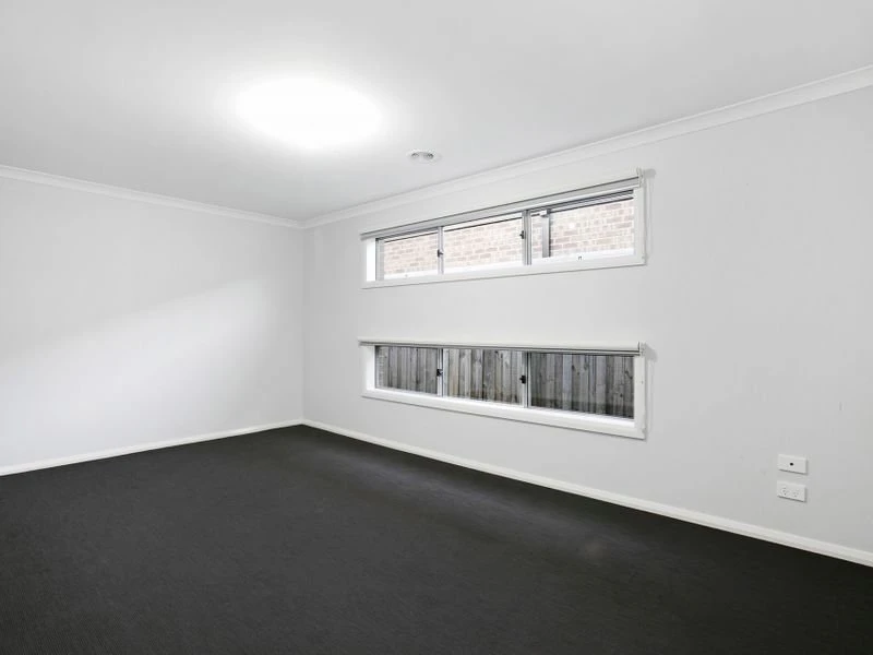 31 Barwon Street, Clyde North, VIC