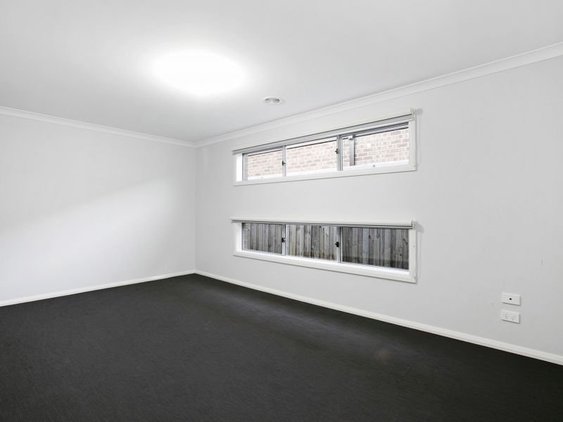 31 Barwon Street, Clyde North, VIC