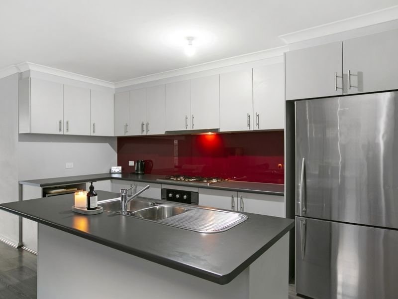 31 Barwon Street, Clyde North, VIC