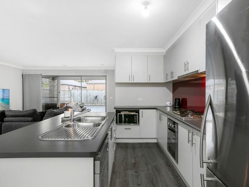 31 Barwon Street, Clyde North, VIC