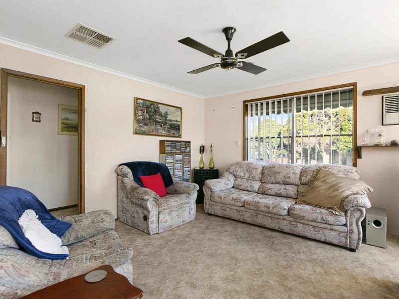 24 Currawong Street, Mornington, VIC