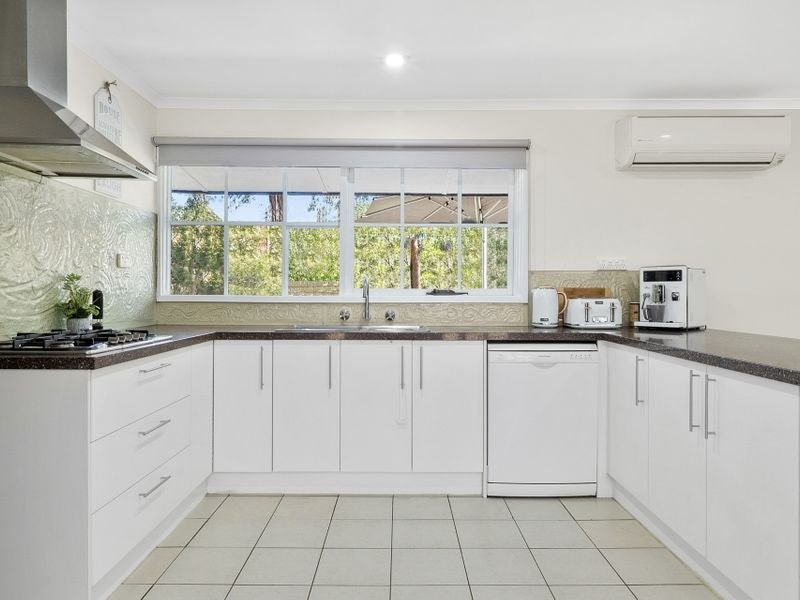 32 Burton Street, Bittern, VIC