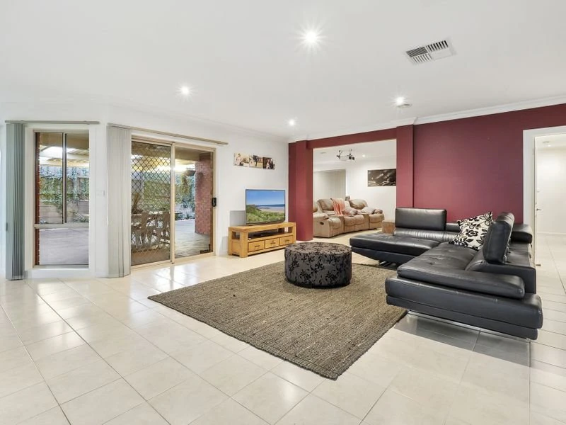 28 Ben Drive, Mornington, VIC