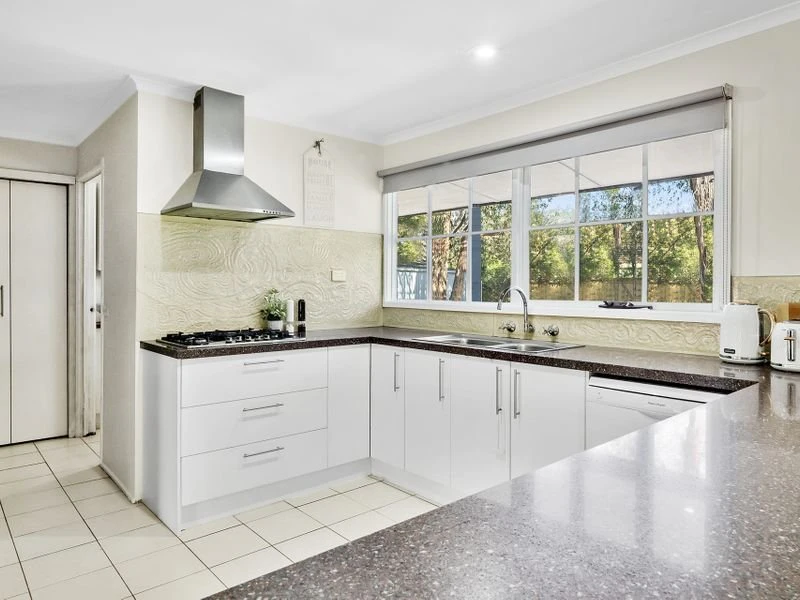 32 Burton Street, Bittern, VIC