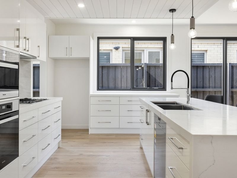 20A Sunningdale Avenue, Mornington, VIC