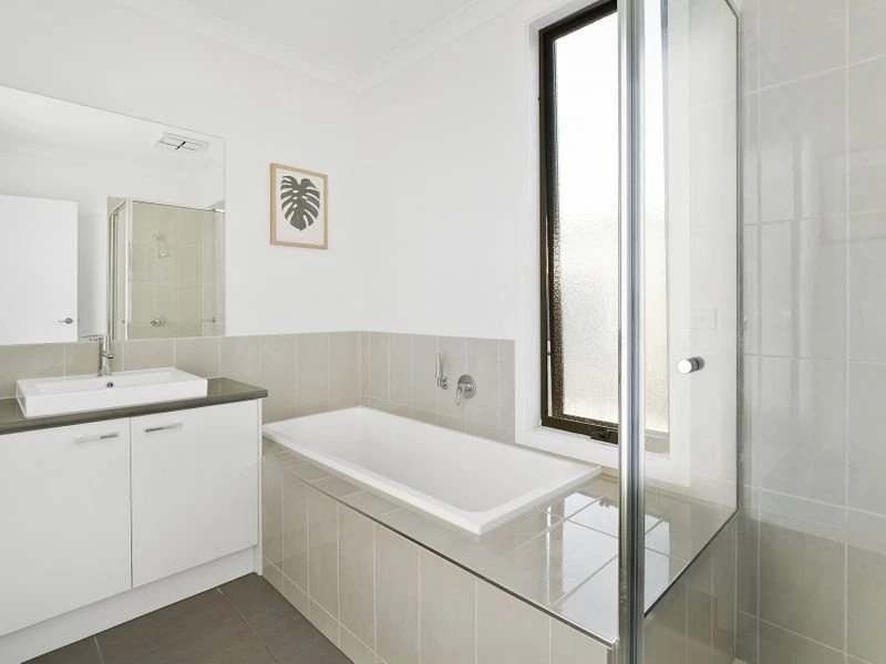 2/38 Amelia Avenue, Mornington, VIC