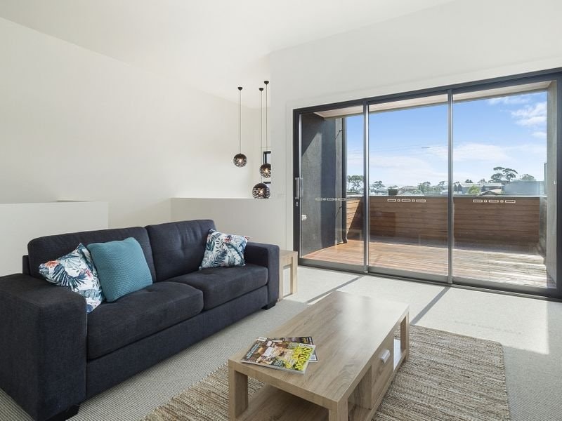 20A Sunningdale Avenue, Mornington, VIC