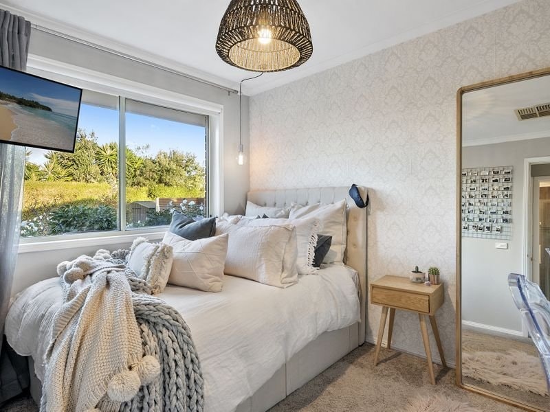 13 Cambridge Court, Mornington, VIC