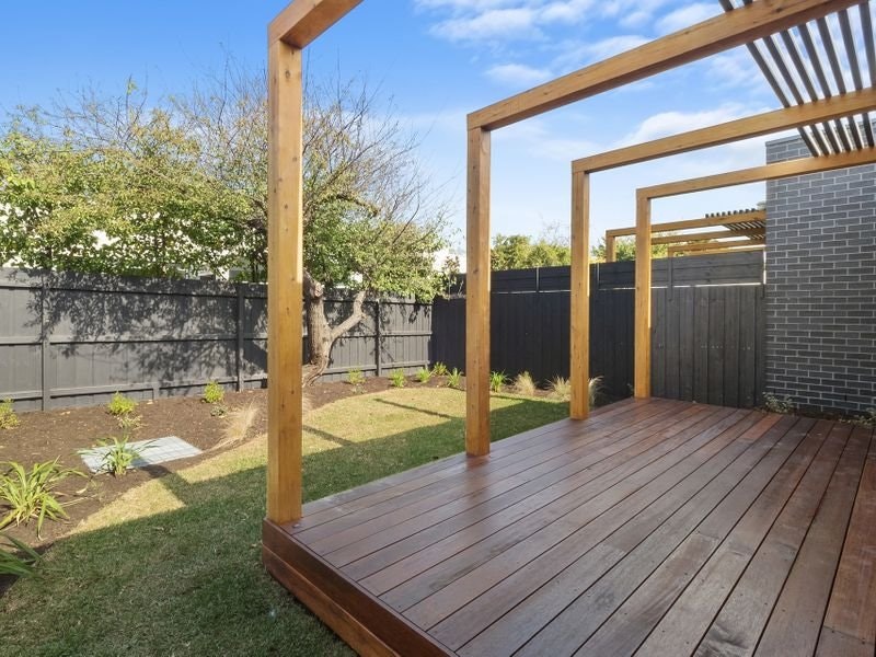 20A Sunningdale Avenue, Mornington, VIC