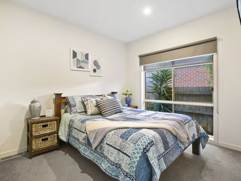 8 Richardson Street, Rye, VIC