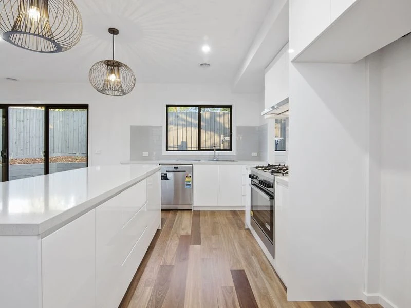 23 Hillman Avenue, Mccrae, VIC