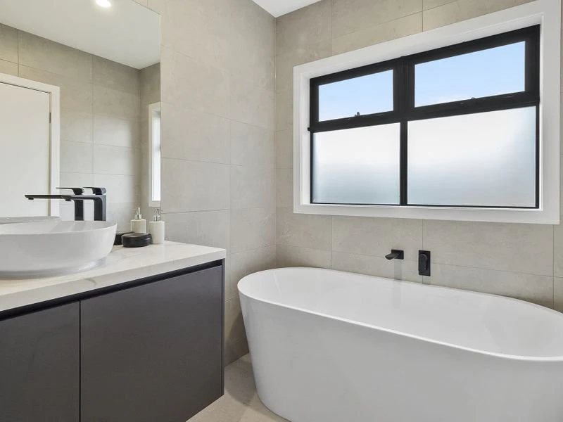 1/33 MacDonald Grove, Mornington, VIC