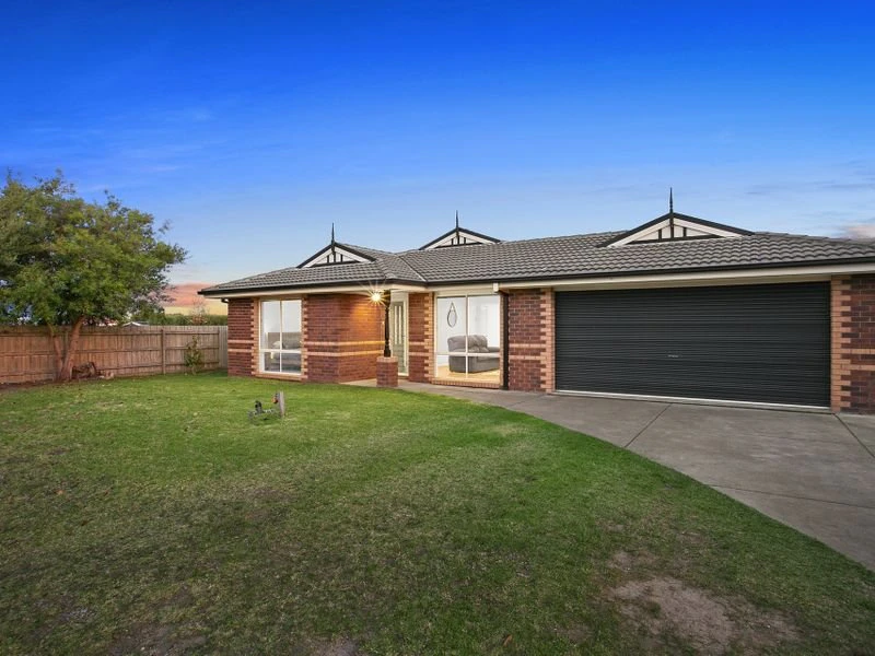 6 Bagshot Court, Mornington, VIC