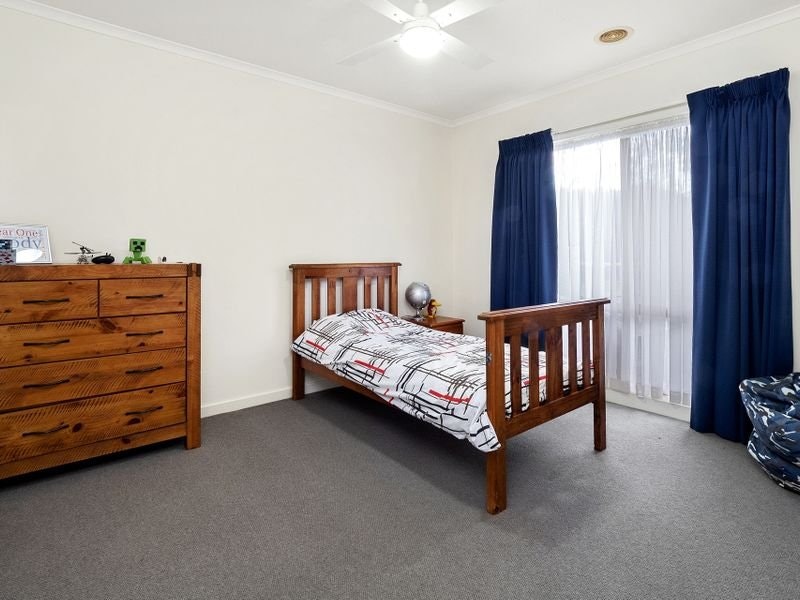 28 Ben Drive, Mornington, VIC