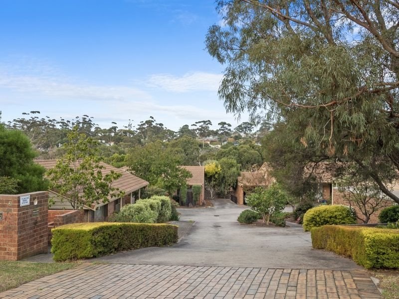 4/2 Village Close, Mount Martha, VIC