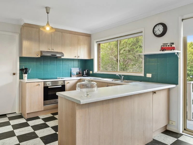 4/2 Village Close, Mount Martha, VIC