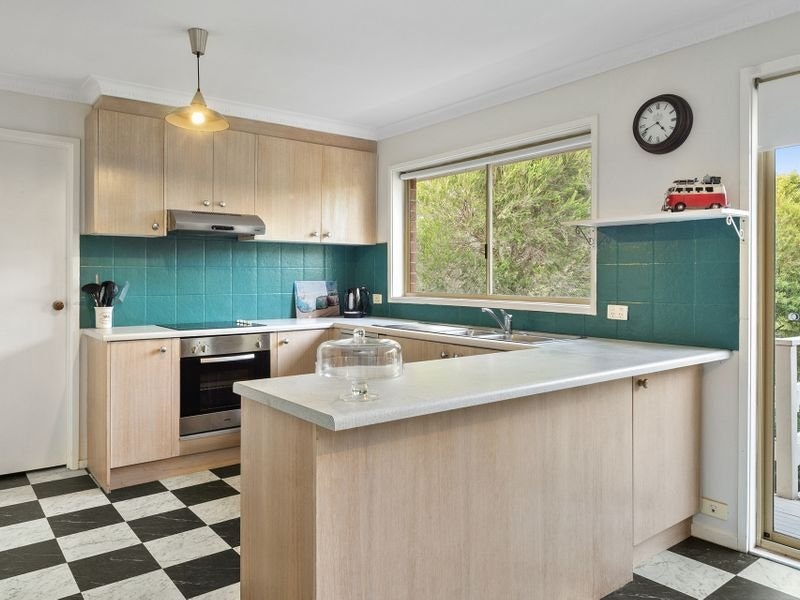 4/2 Village Close, Mount Martha, VIC