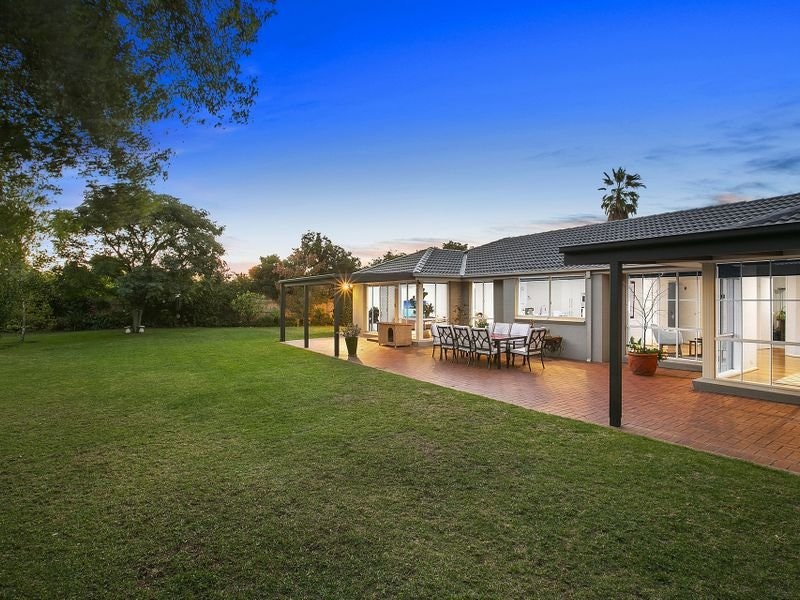 8 Jamboree Close, Mornington, VIC