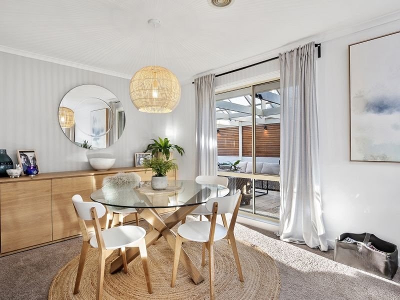 13 Cambridge Court, Mornington, VIC