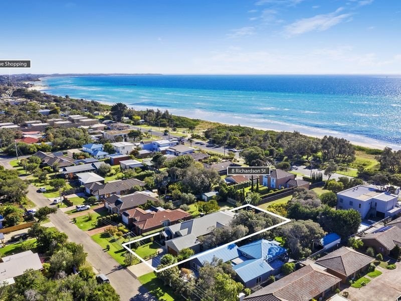 8 Richardson Street, Rye, VIC