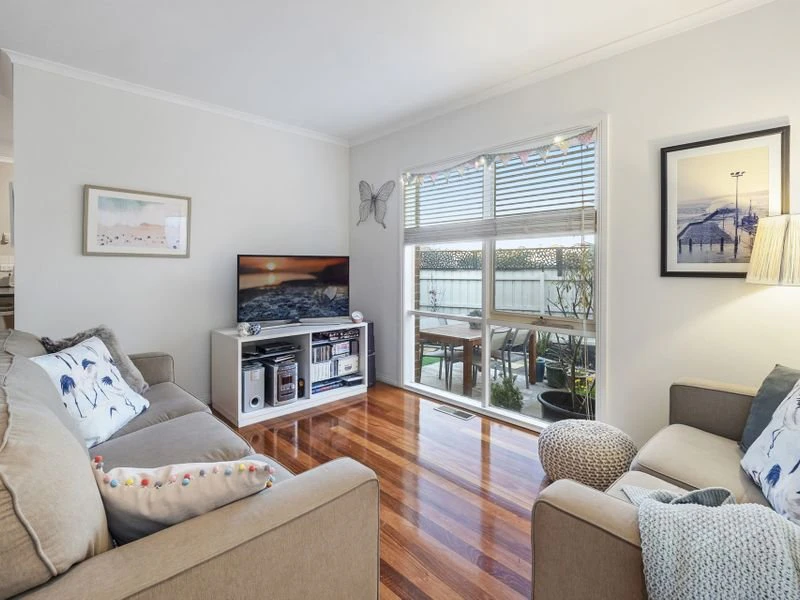 3/41 Spray Street, Mornington, VIC