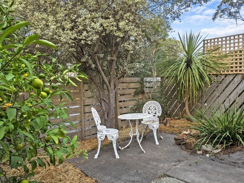 4/2 Village Close, Mount Martha, VIC