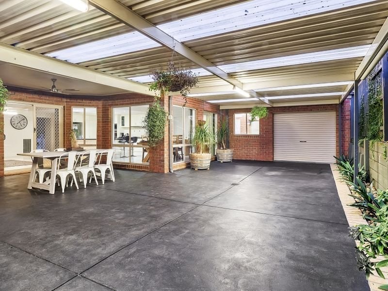 28 Ben Drive, Mornington, VIC