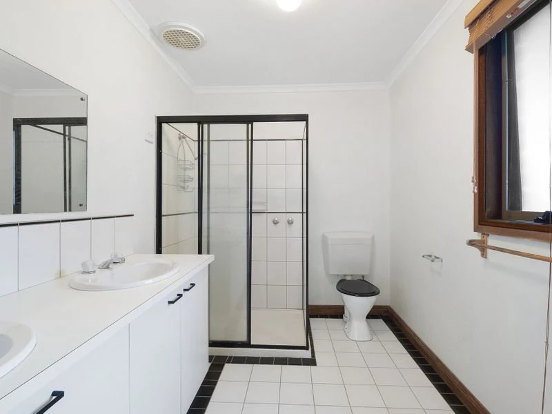 51 Ian Road, Mount Martha, VIC