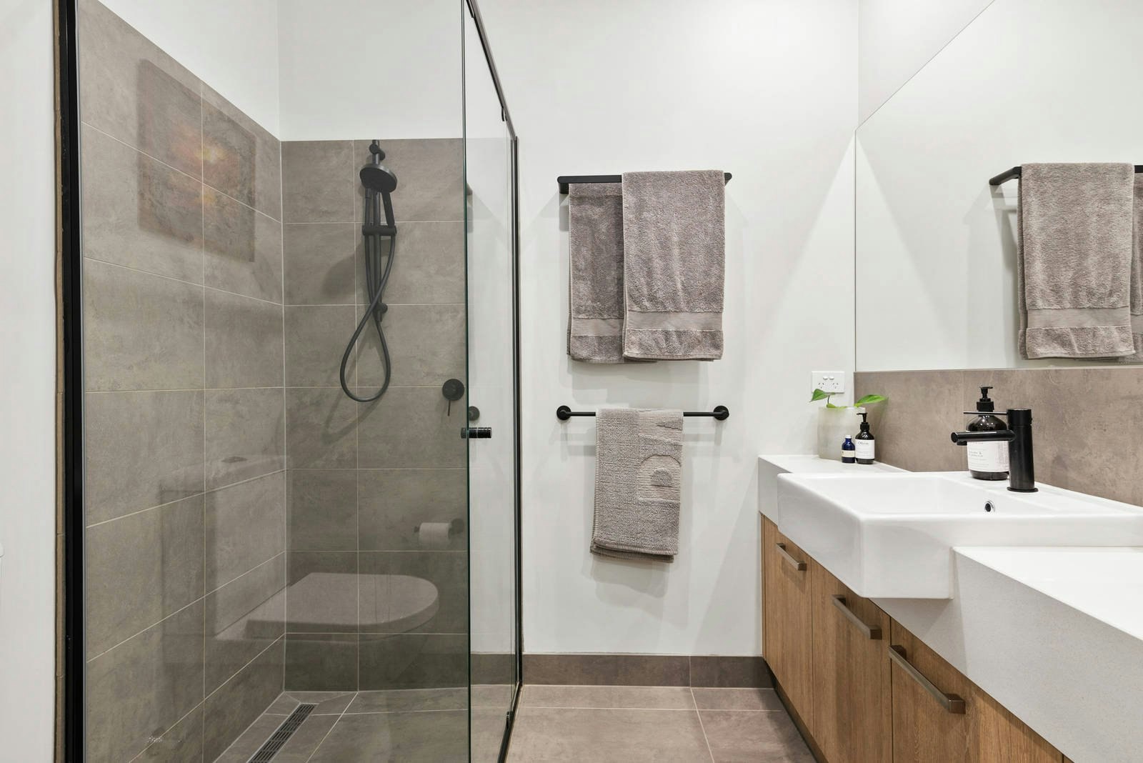 2 Bayliss Rise, Mount Martha, VIC