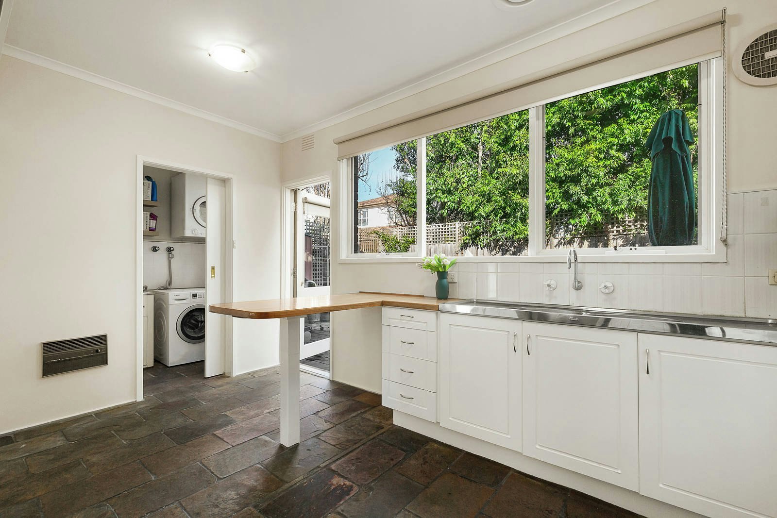 11/6 Bright Street, Brighton East, VIC