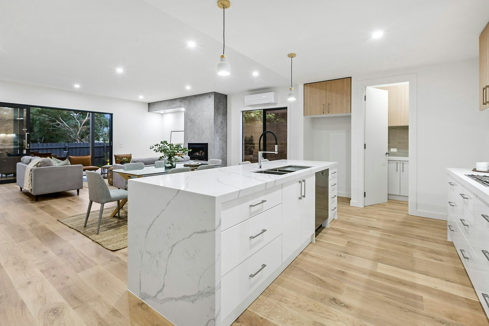 4 Dava Drive, Mornington, VIC