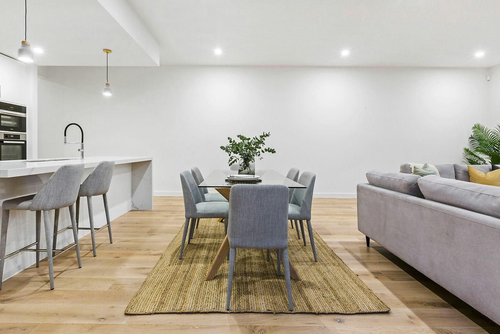 4 Dava Drive, Mornington, VIC