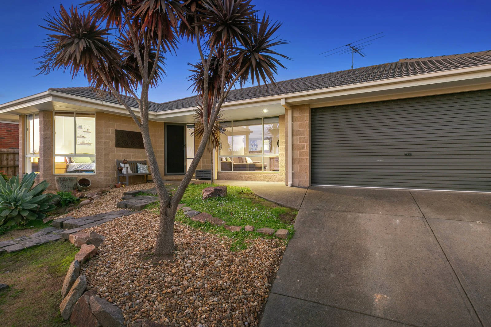 26 Bowman Drive, Mornington, VIC