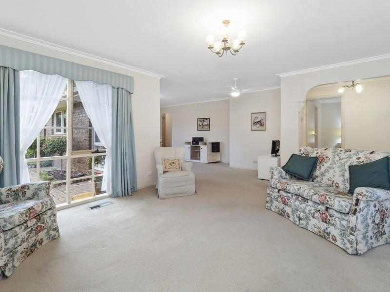 1/8 Palmerston Crescent, Frankston South, VIC