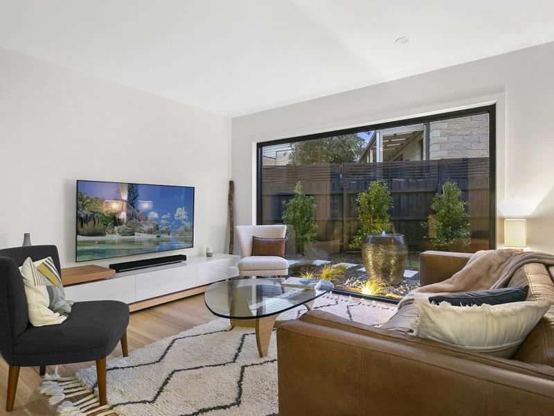25A Gleneagles Avenue, Mornington, VIC