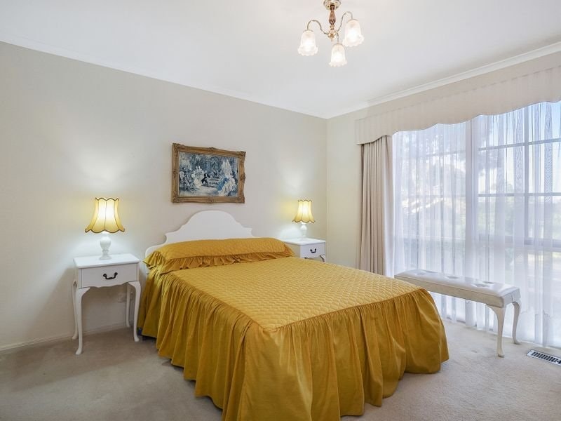 1/8 Palmerston Crescent, Frankston South, VIC