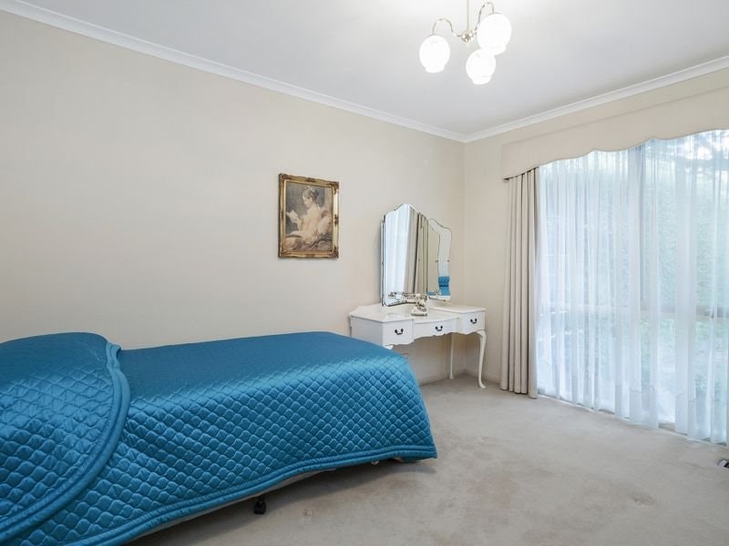 1/8 Palmerston Crescent, Frankston South, VIC