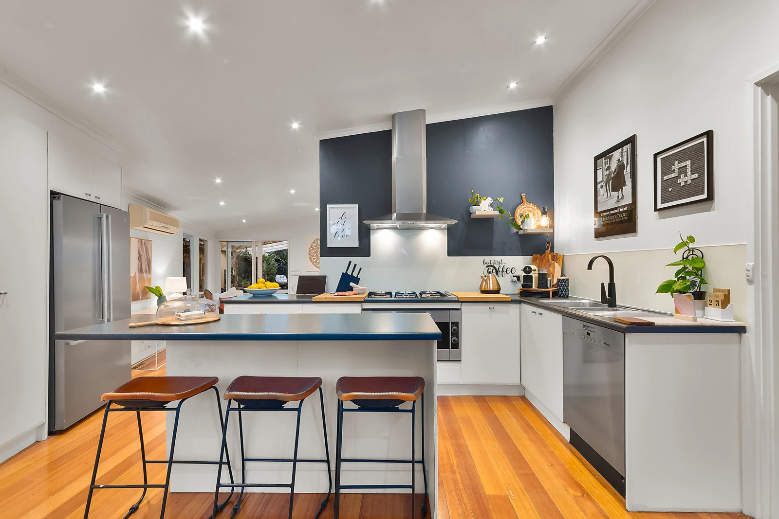 65 Haldane Street, Beaumaris, VIC