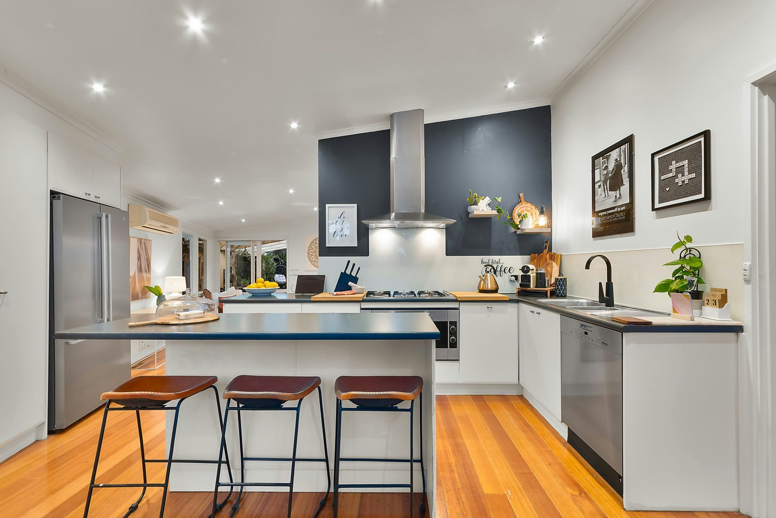 65 Haldane Street, Beaumaris, VIC