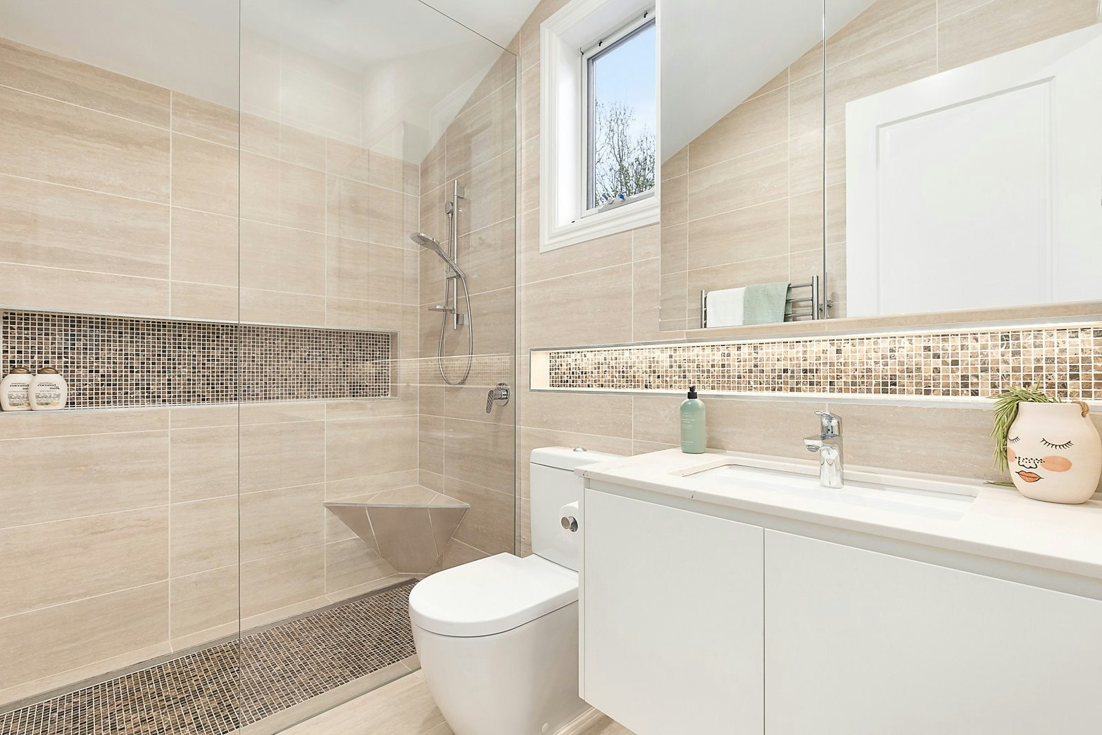 1/6 Hope Street, Glen Iris, VIC