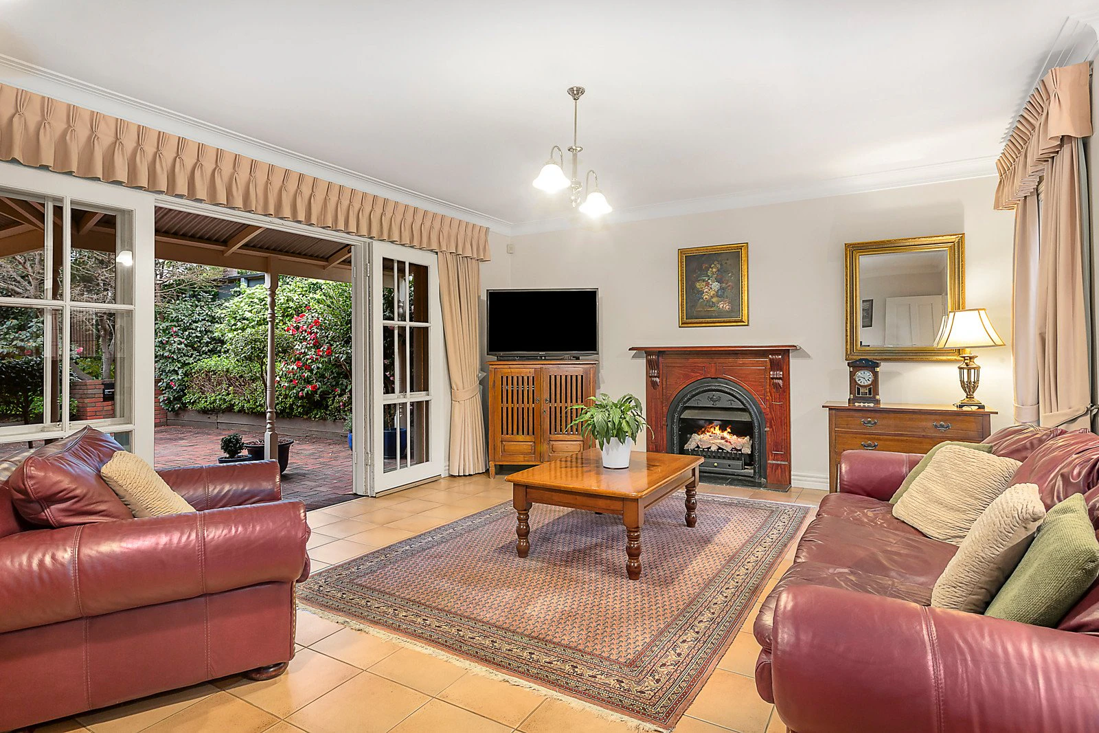 18 Irymple Avenue, Kew East, VIC
