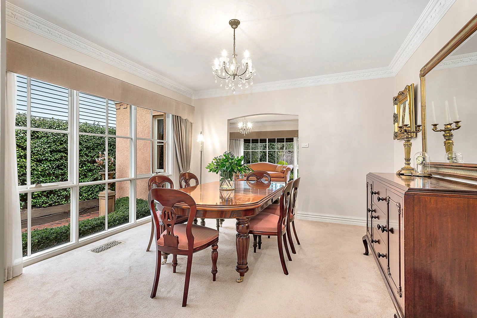 18 Irymple Avenue, Kew East, VIC