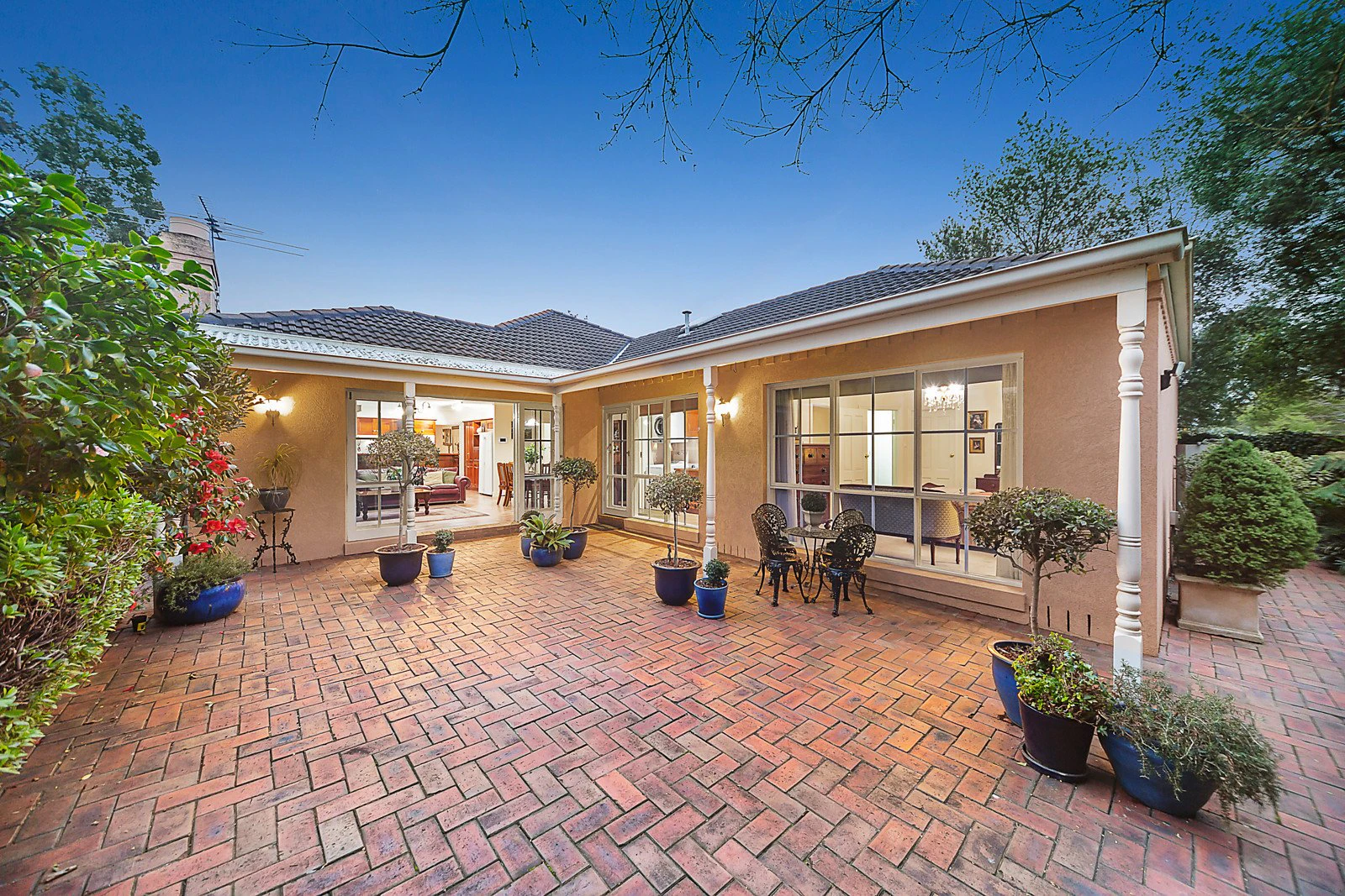 18 Irymple Avenue, Kew East, VIC
