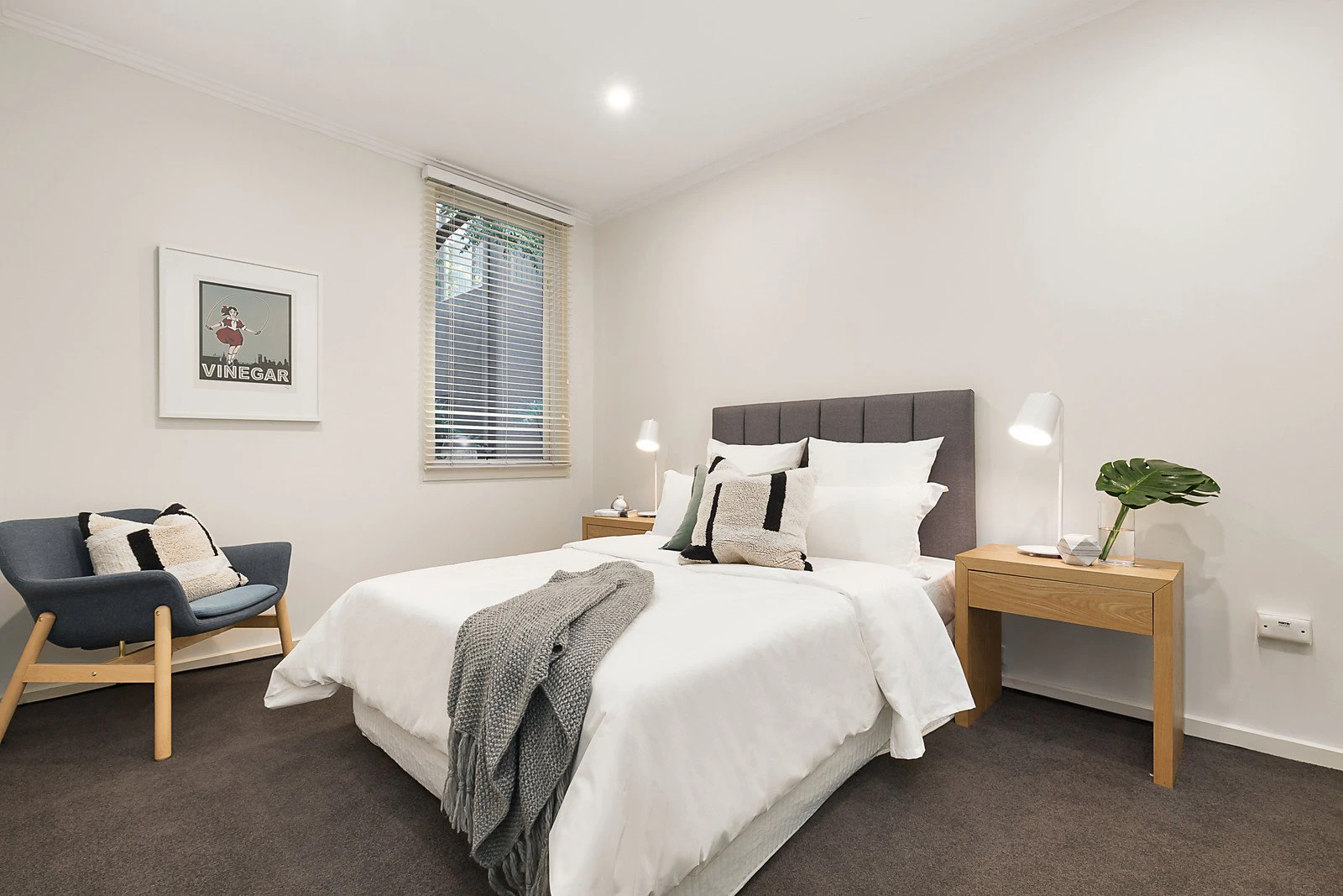 24/15 Beach Street, Port Melbourne, VIC